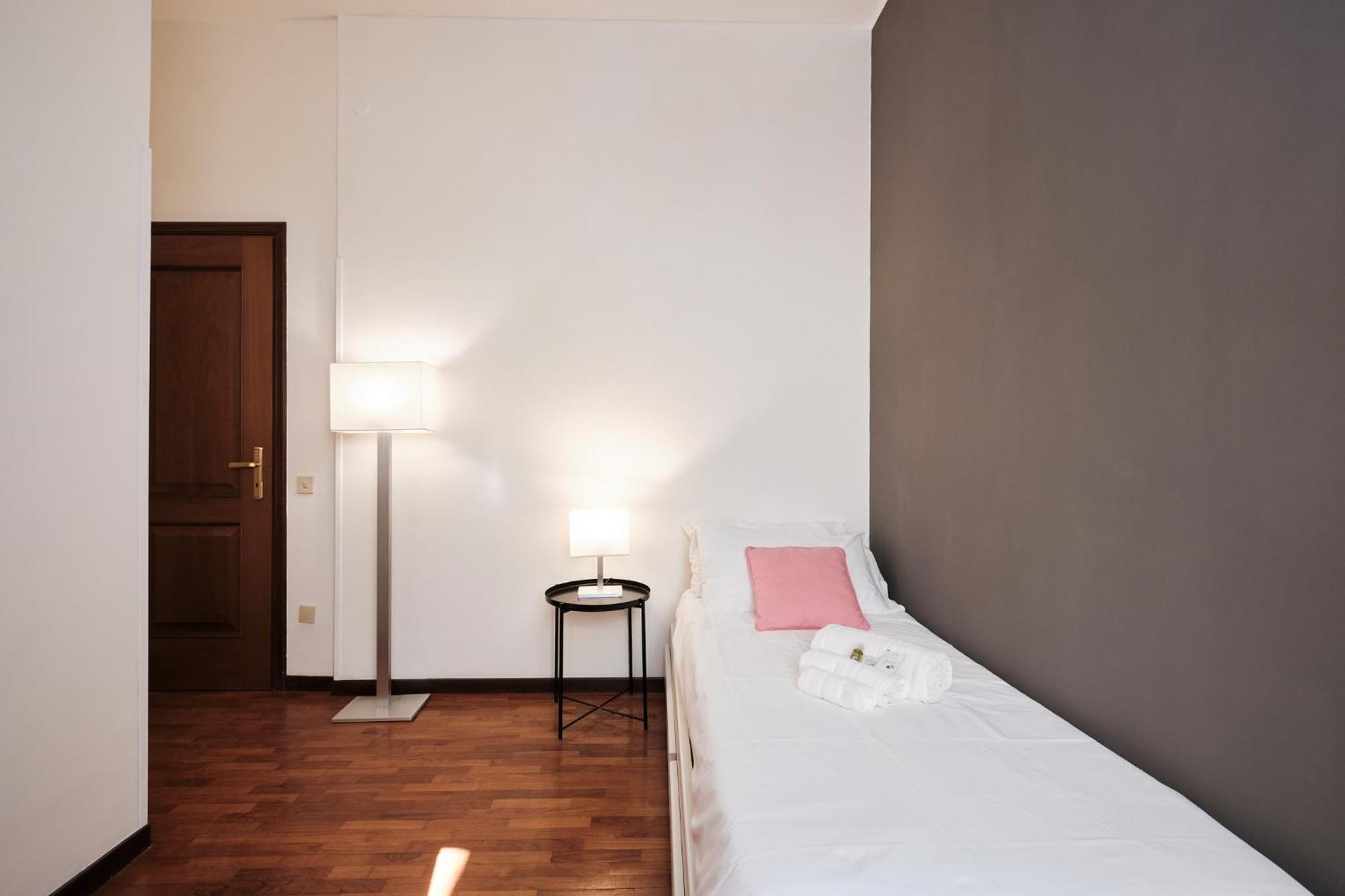 Elegante Con 3 Da Letto Vicino Il Centro Apartment *