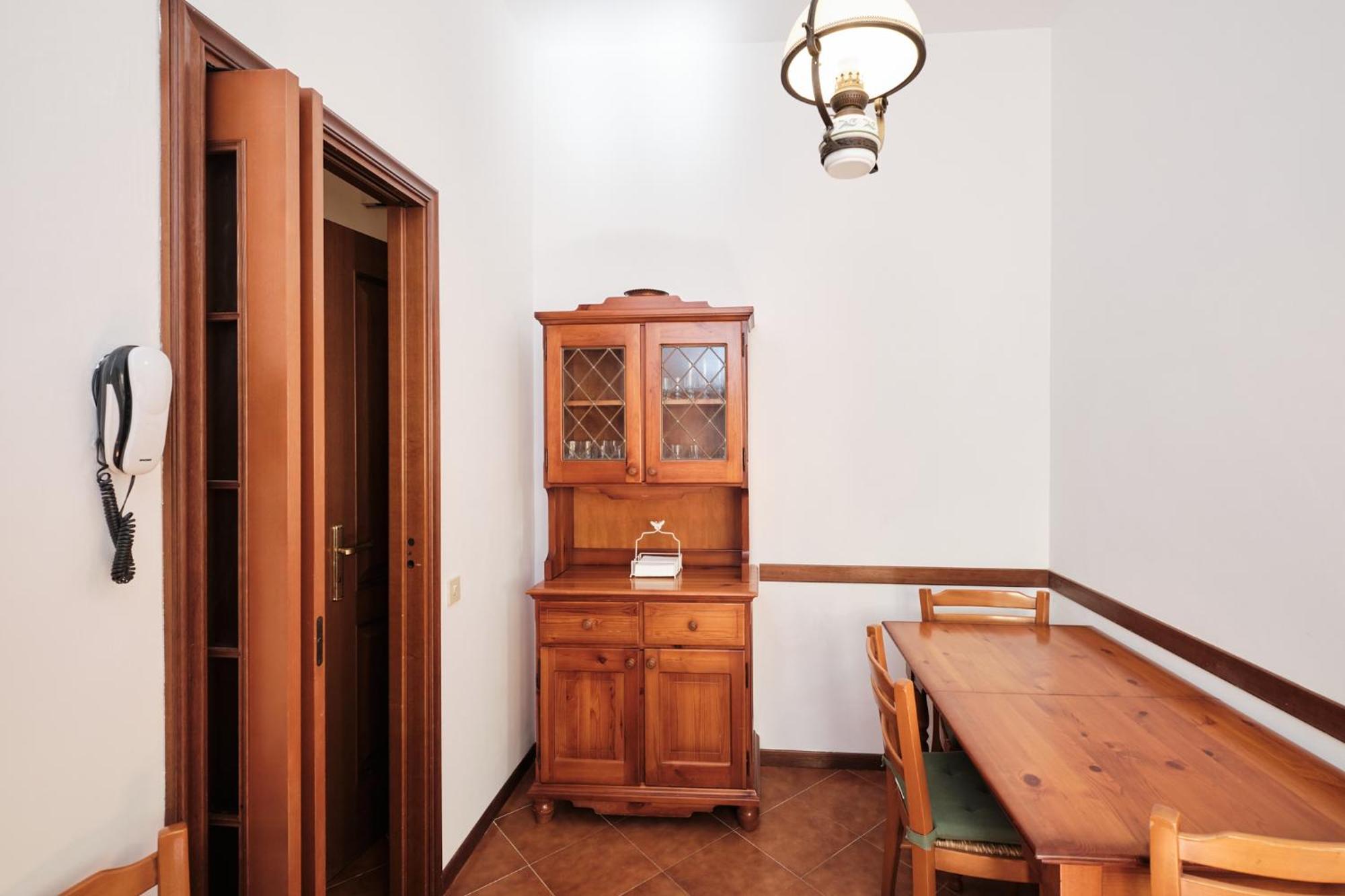 Elegante Con 3 Da Letto Vicino Il Centro
