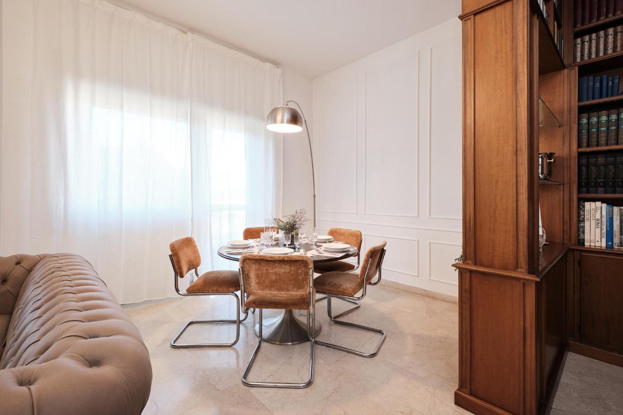 Elegante Con 3 Da Letto Vicino Il Centro Apartment